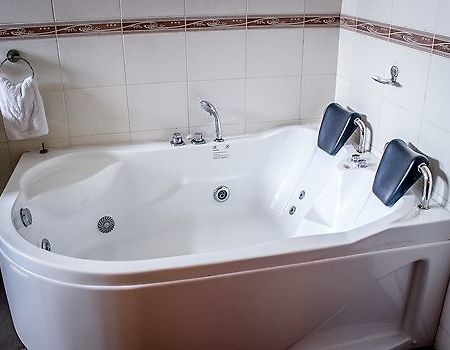 Maxlot Hotel Accra Eksteriør bilde